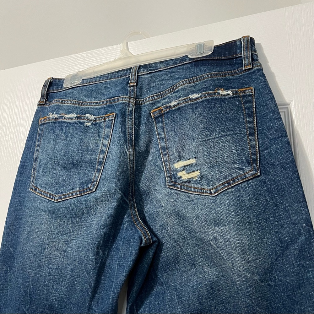 Abercrombie & Fitch Simone High Rise Ankle Straight Leg Distressed Jeans - Picture 8 of 11